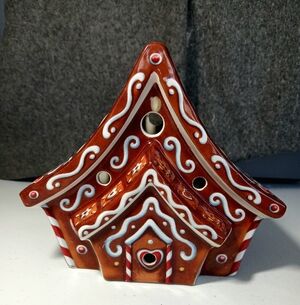 Villeroy & Boch Bakery Decoration Gingerbread House, Porcelain ESTATE SALE NEW